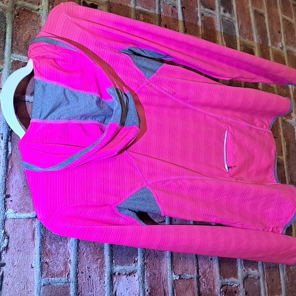 Work-Out HOODIE - Picture 4 of 5